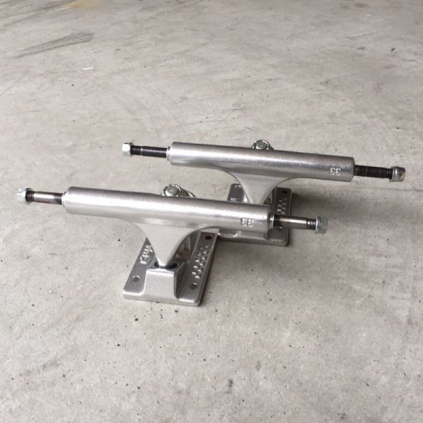 画像2: ACE TRUCKS "CLASSIC HI" - 00/11 (1SET) (2)