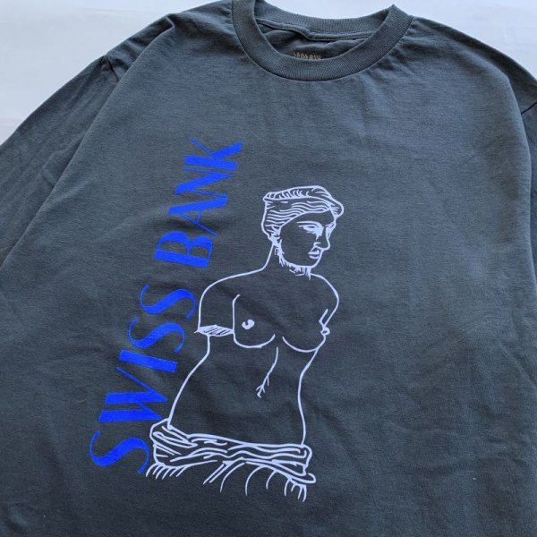 画像2: SWISS BANK / STATUE LS TEE - CHARCOAL  (2)