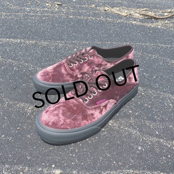 画像1: VANS "AUTHENTIC VR3" - P.ROYALE(Alex Knost × Lee-Ann Curren) ［USA企画］ (1)