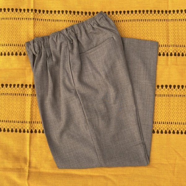 画像1: COMFORTABLE REASON "WASHABLE WOOL SLACKS" - TOP BROWN (1)