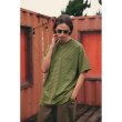 画像3: COMFORTABLE REASON "THIN STRIPE POCKET TEE" - OLIVE×BROWN (3)