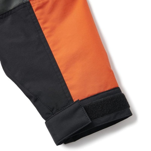 画像7: FTC "FTC & Pop Trading Company - WATERPROOF 3L MOUNTAIN JACKET" - BLACK (7)
