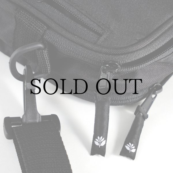 画像4: MAGENTA SKATEBOARDS "SQUARE POUCH BAG" - BLACK (4)