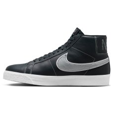 画像2: 【期間限定　SpecialPrice 】NIKE SB " ZOOM BLAZER MID QS Mason Silva" - dark obsidian/metallic silver (2)