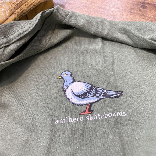 画像2: ANTIHERO " LIL PIGEON T-SHIRTS" - MILITALY GREEN (2)