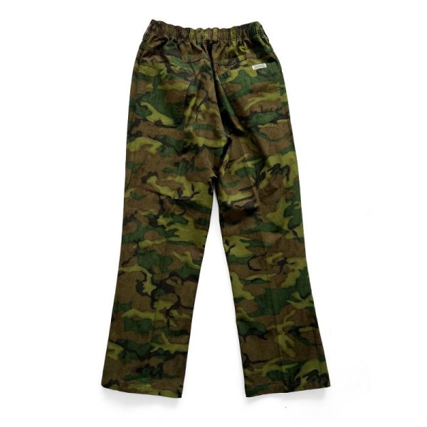 画像2: COMFORTABLE REASON " CAMO DOC SLACKS " - WOODLAND CAMO (2)