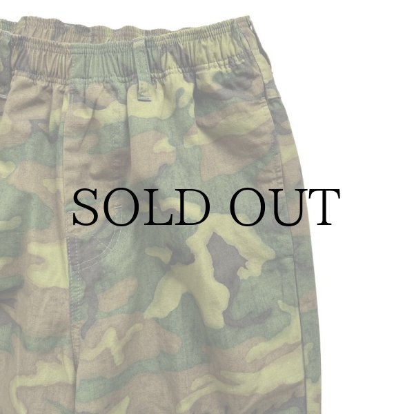 画像3: COMFORTABLE REASON " CAMO DOC SLACKS " - WOODLAND CAMO (3)