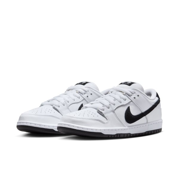 画像1: NIKE SB DUNK LOW PRO - WHITE / BLACK / WHITE (1)