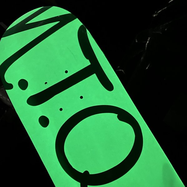 画像4: N.T.Original " TEAM LOGO GLOW IN THE DARK ( 蓄光 ) " - 8.0inch  (4)