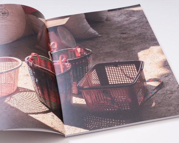 画像3:  .OWT. / OWTPUBLISHING " ISSUE 06 / COFFEE AND BREAD "  (3)