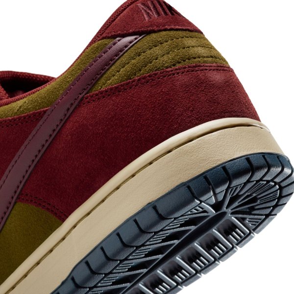 画像10: NIKE SB " DUNK LOW PRO " - DARK TEAM RED AND OLIVE FLACK (10)