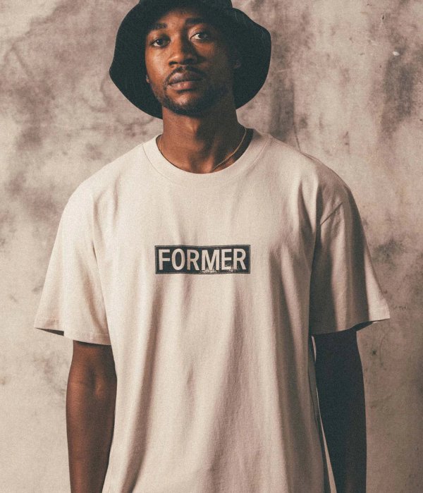 画像3: FORMER MERCHANDISE "LEGACY PLATE TEE" - STONE (3)