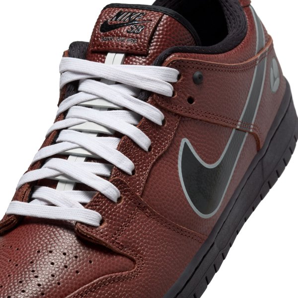 画像2: NIKE SB DUNK LOW PRO QS / Limosine Skateboards - DARK PONY / BLACK-SILVER-WHITE (2)