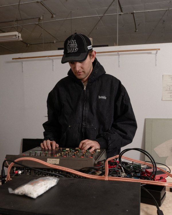 画像4: HODDLE " HDL HOODED QUILTED DENIM JACKET " - BLACK WASH (4)