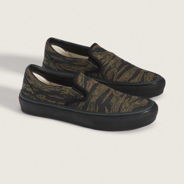 画像1: VANS " SKATE SLIP-ON SHOE "- TIGER CAMO GREEN / BLACK［ USA企画  ］ (1)