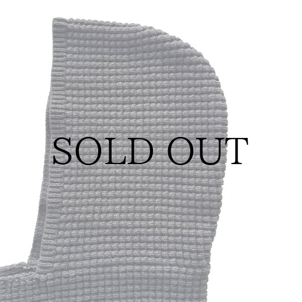 画像2: COMFORTABLE REASON " WAFFLE HOOD SCARF " - CHARCOAL (2)