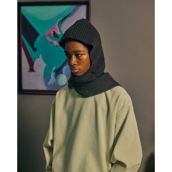 画像5: COMFORTABLE REASON " WAFFLE HOOD SCARF " - CHARCOAL (5)