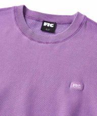 画像2: FTC " PIGMENT DYED SMALL BOX LOGO CREW NECK " - PURPLE (2)