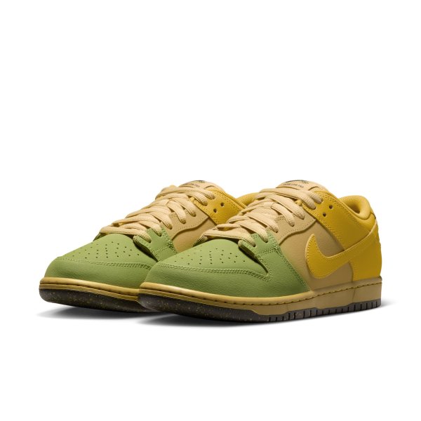 画像1: 【 抽選販売 】NIKE SB " DUNK LOW PRO WC - SAFFRON QUARTZ/SAFFR (1)