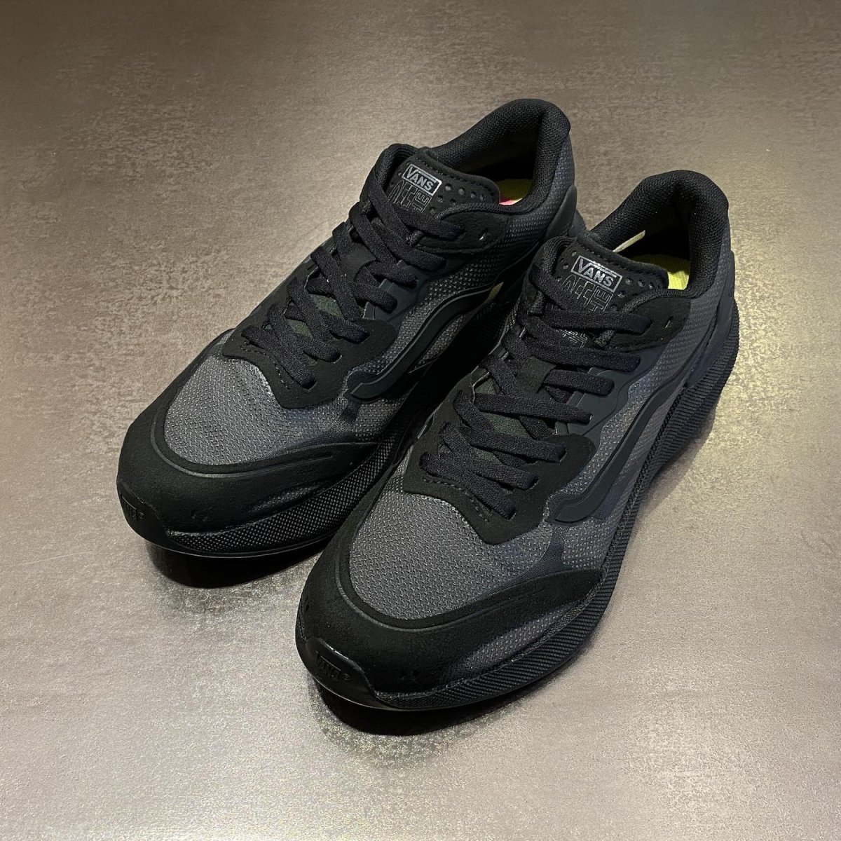 画像1: VANS | AVE RAPID LX - BLACKOUT (1)