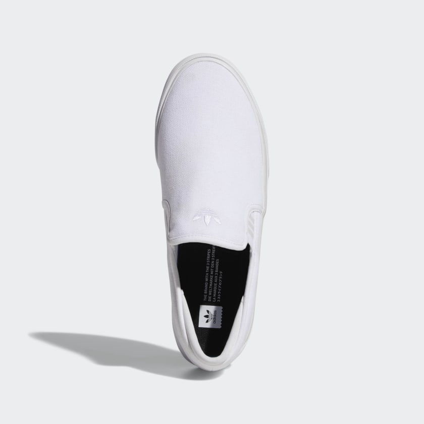 sabalo slip on