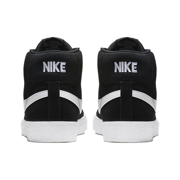 NIKE SB 